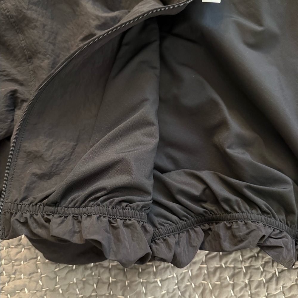NWT lululemon Crinkle Nylon Track Jacket Wordmark Size S | Water-Repellent - Picture 7 of 12